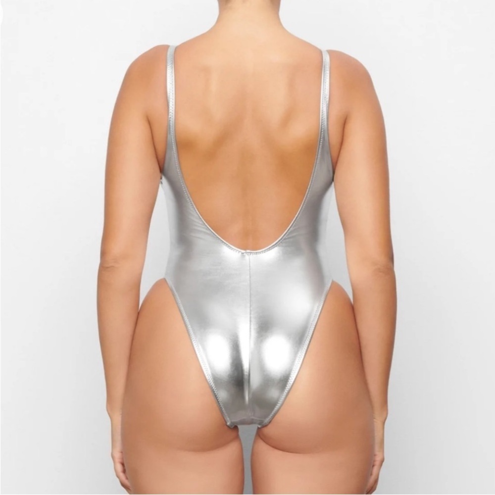 NWT SKIMS Nickel Metallic One Piece Swimsuit 3X Scoop Neck High Cut - Picture 2 of 11